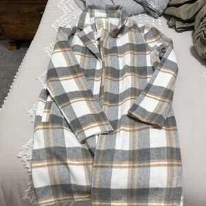 Women’s Gray and White Plaid Coat